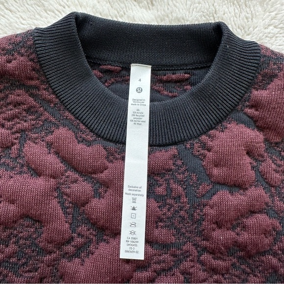 NWT!!! Lululemon Athletica women sweater size 4 Retail 168$ - Picture 7 of 10